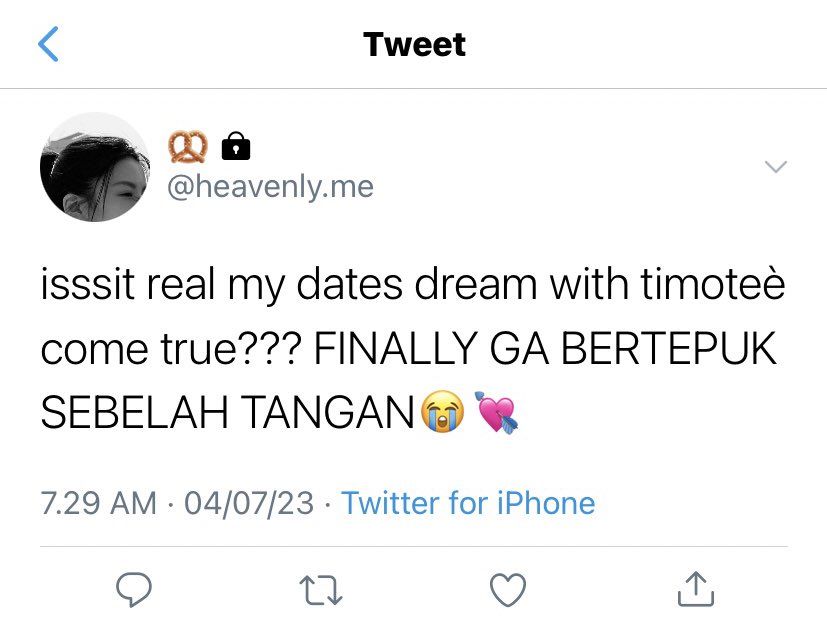 prompt ; 𝟒𝟎𝟒, 𝐢𝐭’𝐬 𝐚𝐧 𝐞𝐫𝐫𝐨𝐫 

— lee taeyong nct few tweets au
© intoyourpark

` if you interested drop your pretty @@ here!<3