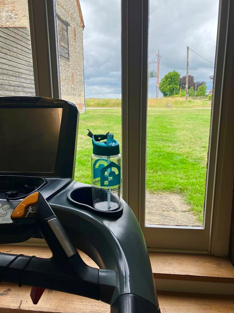 FlintHouseRehab's tweet photo. Just wow! 🤩
This Big Steppers view is incredible! 
Thanks a million to 'Cheryl' for sharing this inspiring picture 📸

Why not encourage and support your fellow Big Steppers by sending us your pictures or videos of what inspires you? 🚶‍♂️🚶‍♀️

#HelpAndHeal #fhbigstep2023 https://t.co/6lwJrwbqE5