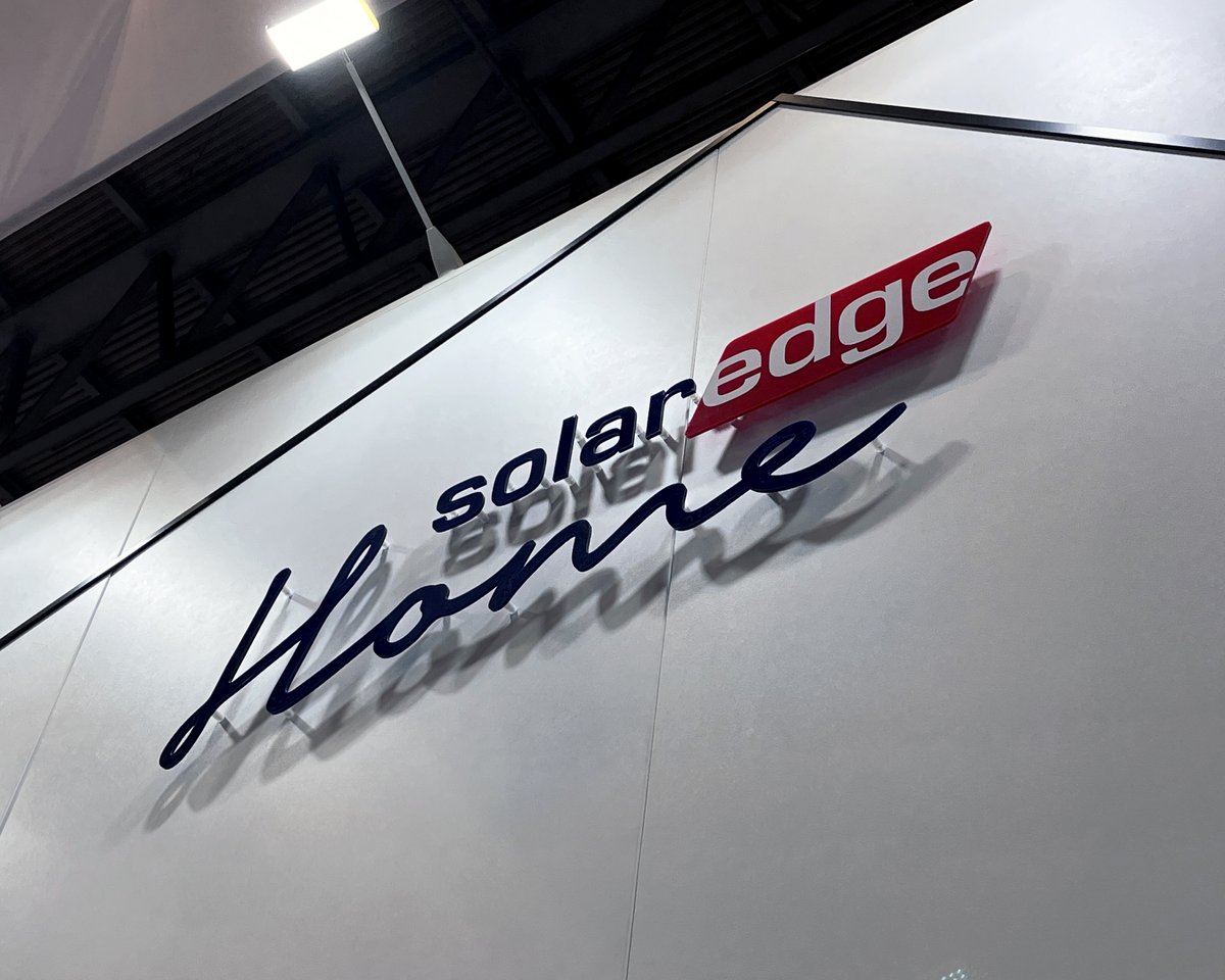 DeegeSolar's tweet image. WELCOME TO SMART ENERGY LIVING! 😍

From Smart Plugs To #BatteryStorage &amp;amp; Soon Even Bidirectional Charging, With #SolarEdgeHome you can Produce More, Use More &amp;amp; Save More. 🙌

Adaptable to any Lifestyle, @SolarEdgePV puts you in Control of your #Energy! 💪