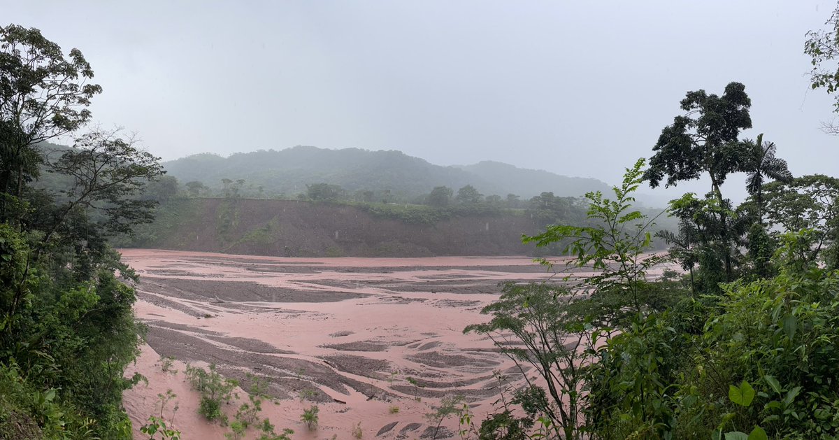 maoherrera7's tweet photo. @SiKImagery #WetWednesday. #SwollenRiver. #Villavicencio. @PanoPhotos https://t.co/gL4aqi1UVS