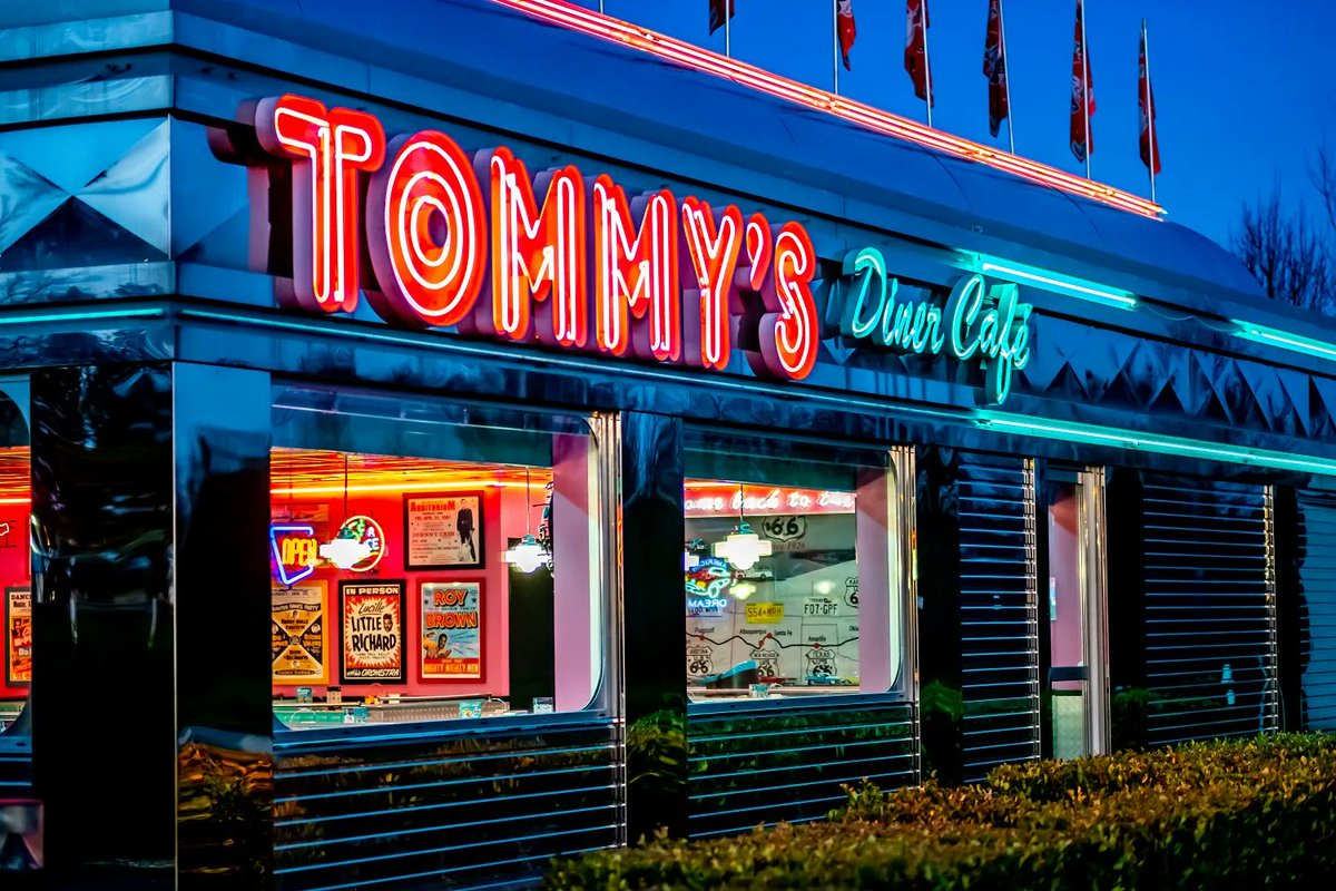 JToulousain's tweet image. Le Tommy's fête ses 30 ans : histoire d'une success story, sauce toulousaine  🍔 buff.ly/446zIku #Tommys #Toulouse #restaurant #PatrickSoula