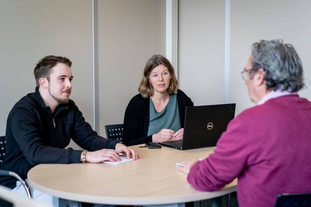 𝙑𝙖𝙘𝙖𝙩𝙪𝙧𝙚  Ervaren coördinator/#opleidingsmanager. We bieden een stimulerende werkomgeving, een goed salaris en ruimte voor eigen initiatief. Kun jij een team leiden, relativeren en inspireren? Lees bit.ly/3CQer2I 
#vacature  #rocrivor #tiel #onderwijsvacature