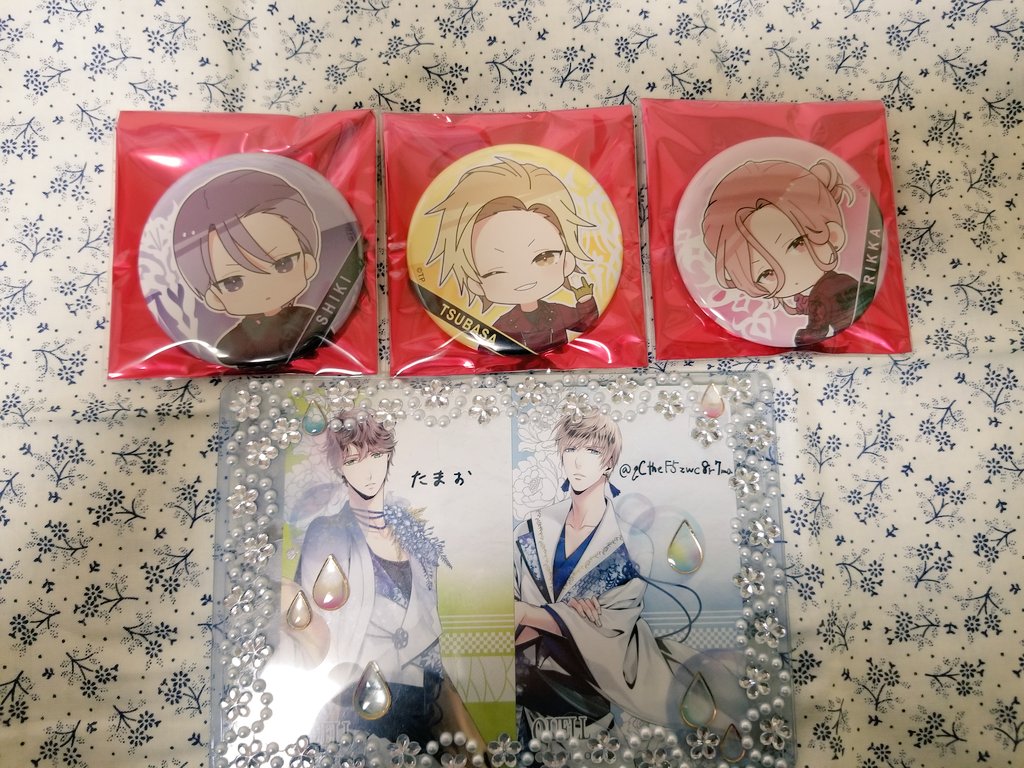 【交換】ツキプロ　ツキショ　ツキプロショップ　裏アオハル　缶バッジ　SQ
【譲】志季、翼、里津花
【求】壱星2、英知1

⚠️郵送での交換
お気軽にお声がけくださいませ！