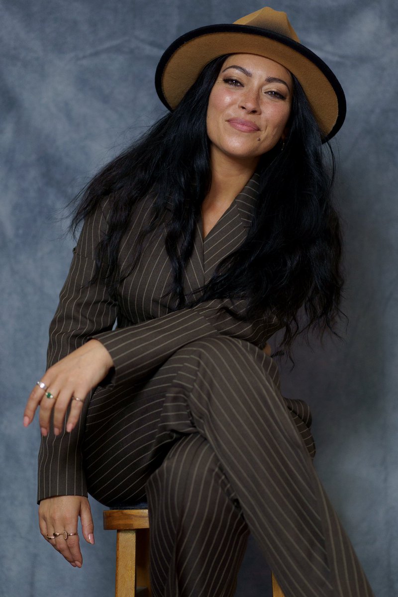 Nadia In Motion tweet media