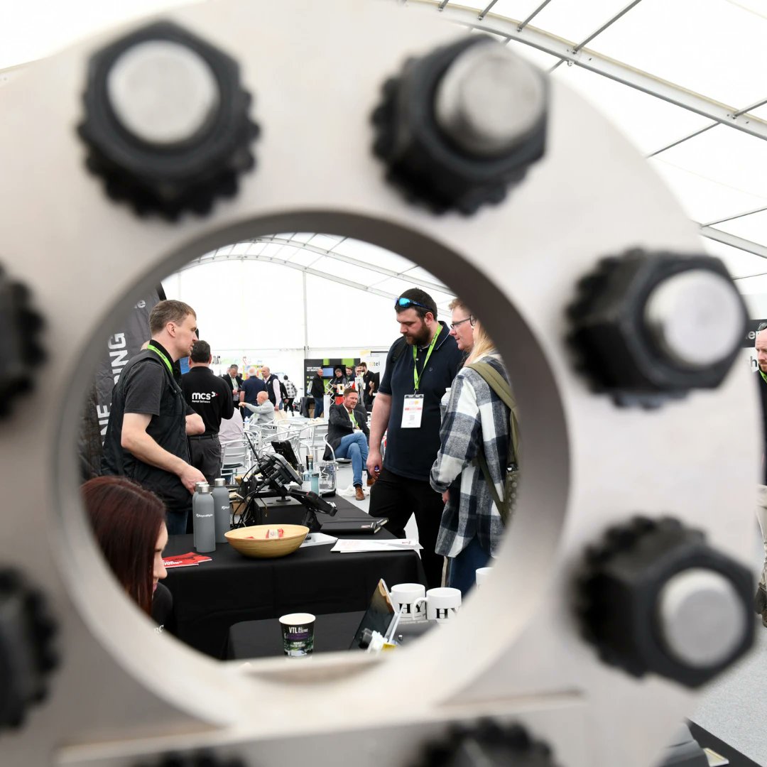 A lovely artistic photo was taken in our Marketplace. It was a busy couple of days in here, with lots of great displays and conversations 👌 #event #show #networking #crane #access #exhibit #tradeshow #vertikaldays #equipment #business #eventsindustry #showcase #tradefair