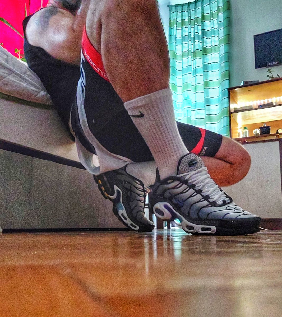 maksmaxxa's tweet photo. Just do it, pls! 
...
#nike #socks #sniff #Serbian #real_man #sniffmysocks #whitesocks #sneakers #smell #socksfetish #malefeet #lick #manfeet #sox #footfetishnation #sniffing #dirtysocks https://t.co/aNFyd7hXCx