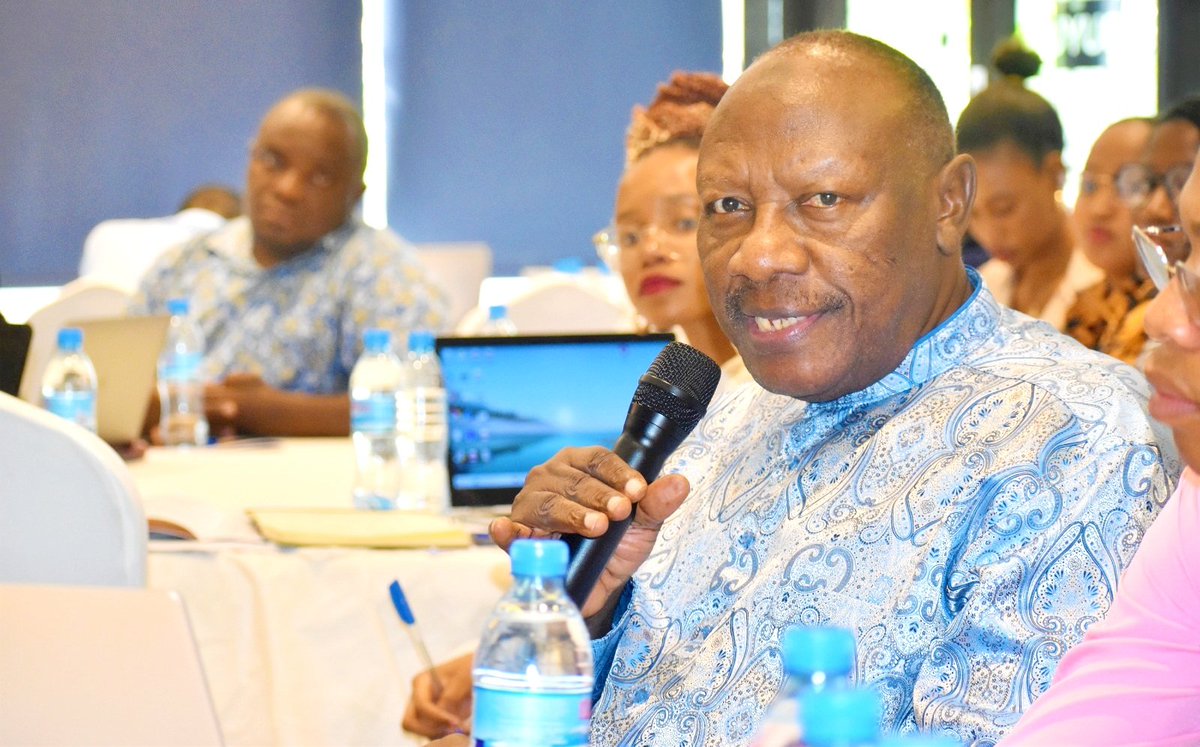TCDemokrasia's tweet photo. Tanzania Center for Democracy (#TCD) Chairman, Hon. Prof. Ibrahim Lipumba highlights on the session; Leveraging Civic #Technology and #Digital Engagement to Enhance Citizen Engagement and Accountable Governance. @DemocracyWF 

#DemocracyInAction #CharterDialogue #CivicTech https://t.co/tcgt20S8RX