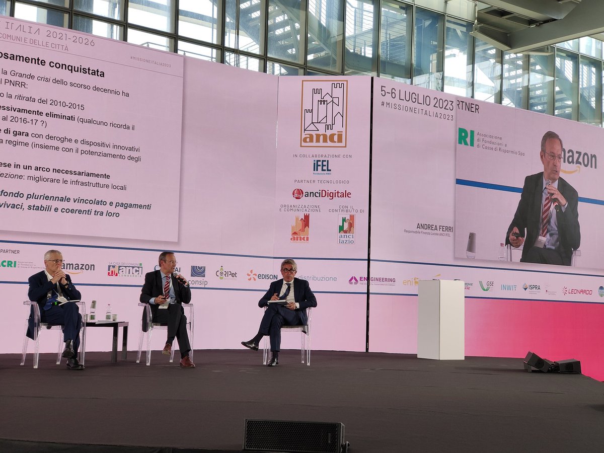 comuni_anci's tweet photo. I Comuni sono il comparto più dinamico in termini di gare bandite sul PNRR. Ciò conforta il trend positivo della spesa comunale per investimenti, e di impegni e dell’ammontare del Fondo pluriennale vincolato.
#AndreaFerri @FondazioneIFEL
#missioneitalia2023 https://t.co/KDoyZvqv7f