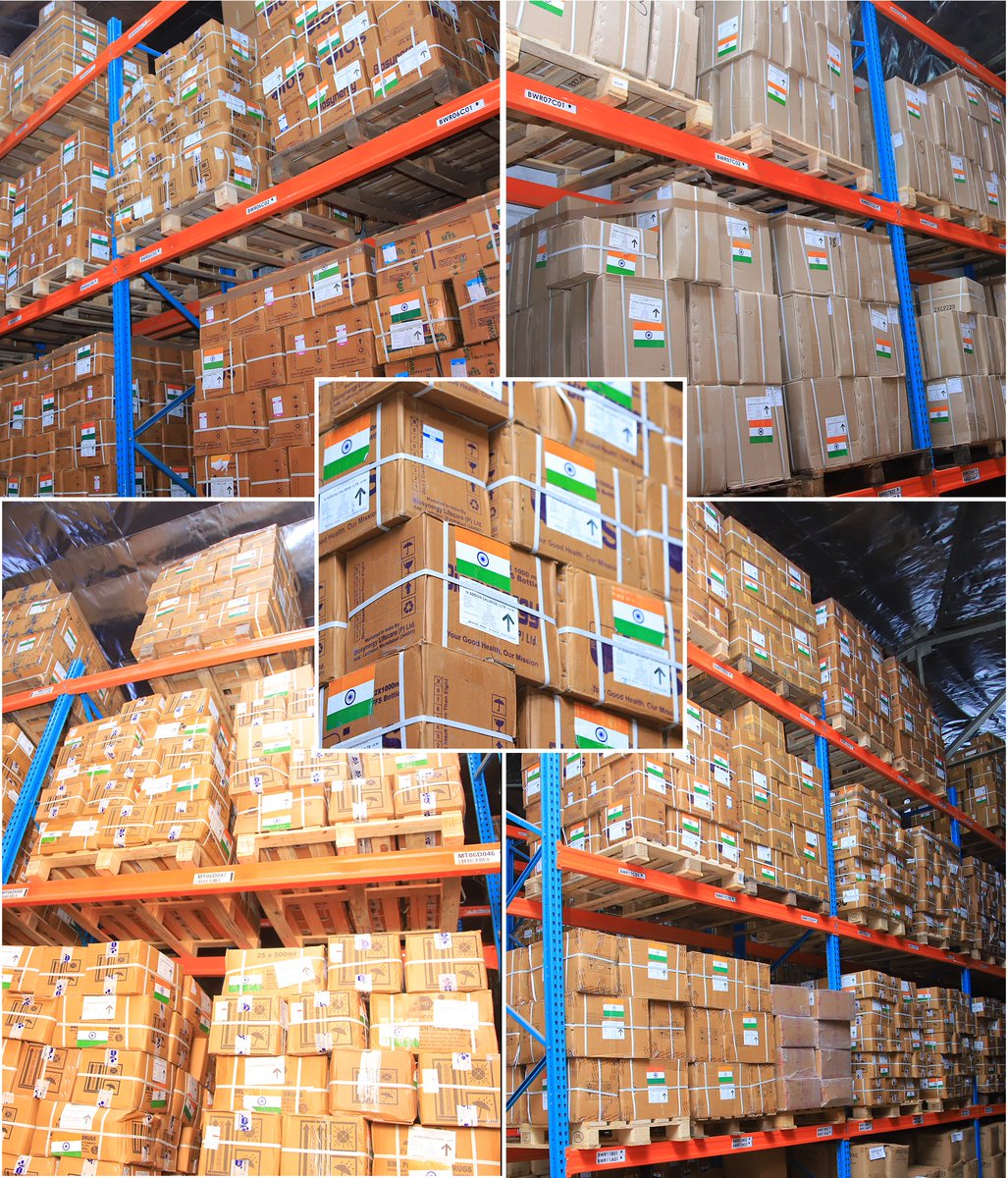 India_in_Malawi's tweet photo. Government of India gifts essential and anti-cancer medicines weighing 165 Tons to Malawi to support its national health services in line with our philosophy "#VasudhaivaKutumbakam"
@MEAIndia 
@IndianDiplomacy 
@health_malawi https://t.co/Yf1m1CCRu8