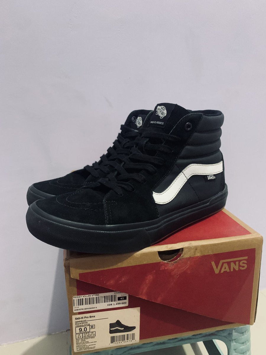 jianprdn's tweet photo. twitter berniaga, ready banget ya om.

Vans Sk8hi type PRO BMX (Navya)
like new, size 9/42
buka harga 900 negotiable👋🏻

Arigatou Gozaimasu!🏄🏿
#vanssecond https://t.co/8hQ0I8QLbQ