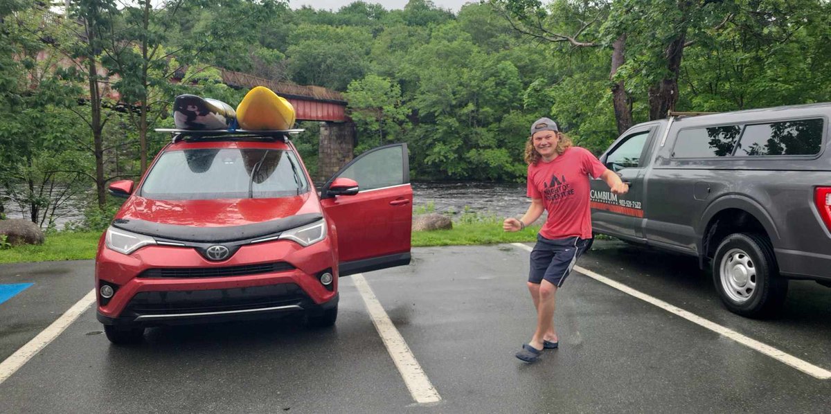 Someone is excited to go paddling!