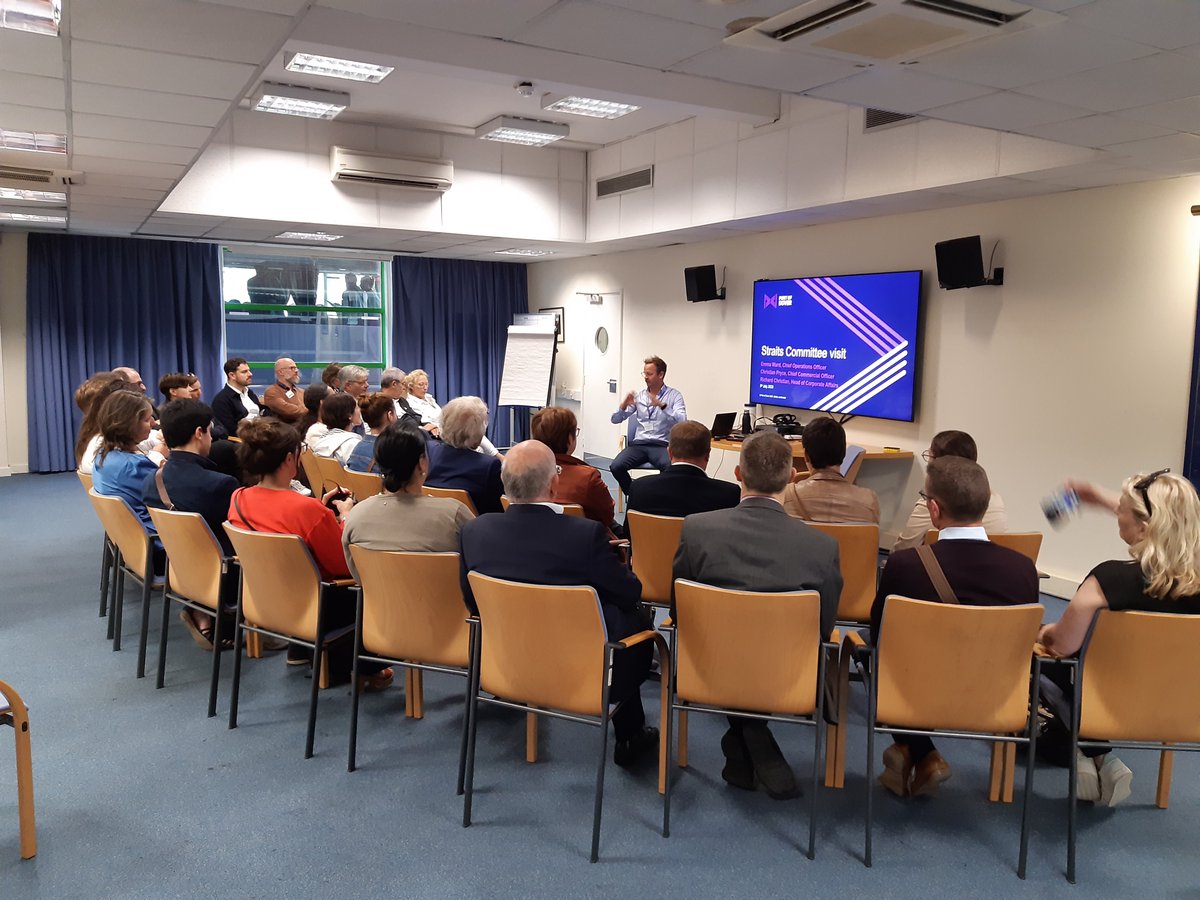 Port_of_Dover's tweet photo. Delighted to welcome #StraitsCommittee as part of conference hosted by @Kent_cc in Dover. Tackling border fluidity issues, decarbonisation and energy challenges together and embracing exciting opportunities working as one Straits region.
#ComitéduDetroit #StraitsComité https://t.co/PdwSv5dSnj