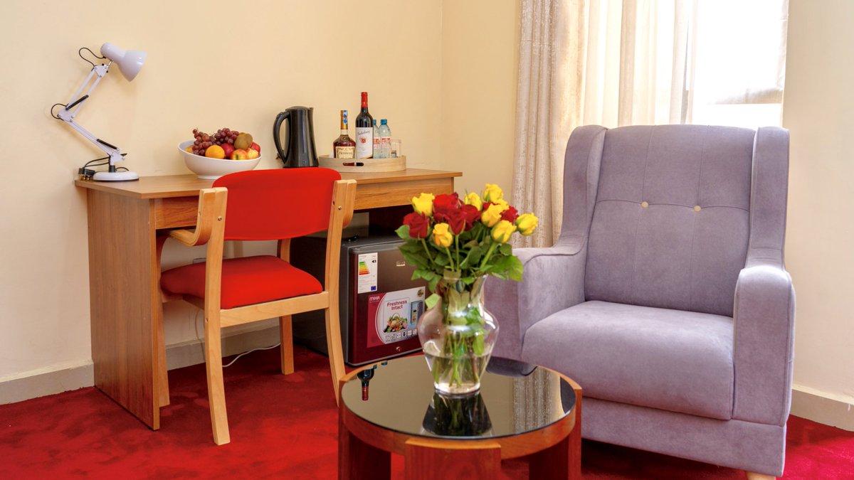 Burchs_Resort's tweet photo. Lounge in our lake view Executive rooms, complete with a mini bar and enjoy the epitome of luxury! ✨

📲: 0712 333 136 / 0727 294 006
📩: marketing@burchsresort.co.ke.
🌐: https://t.co/opSY8TJH90
📍: Moi South Lake Road

#TranquilityAwaits #LakeNaivasha #CrazyKennar #SabaSaba https://t.co/6TnJqvvaOL