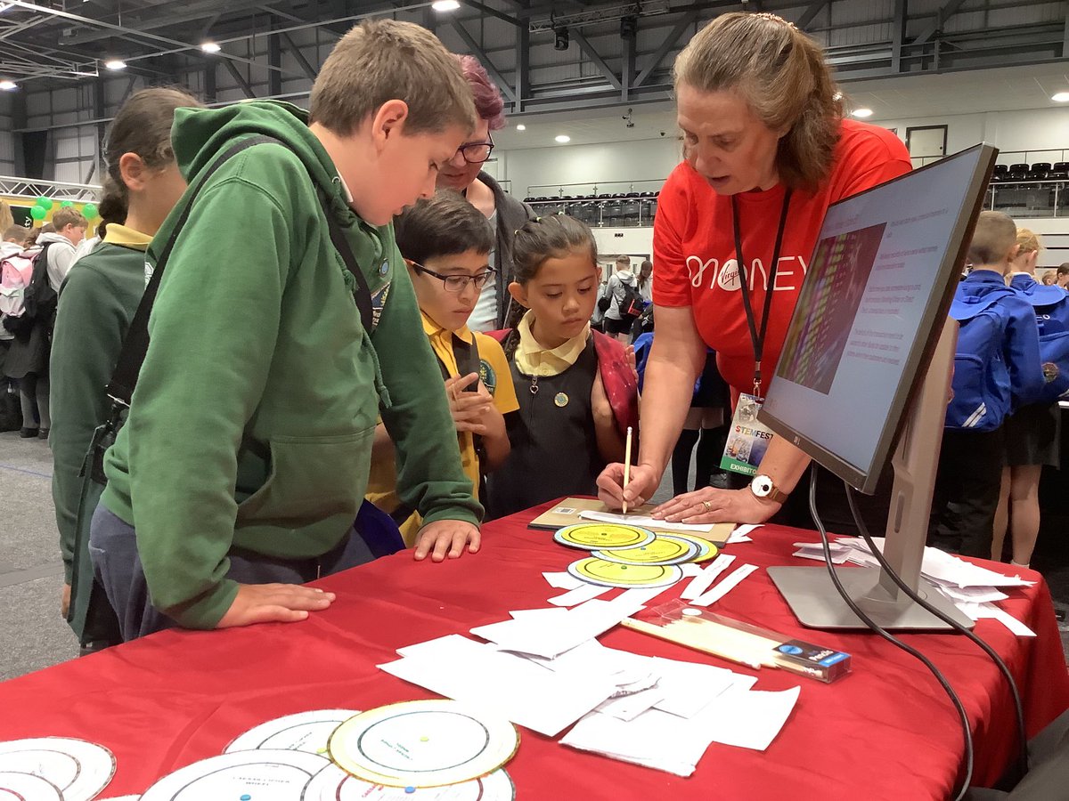 ComputingHG's tweet photo. DIGITAL LEADERS: STEMFEST
How do banks encrypt our information to keep our money safe? Thanks @VirginMoney for teaching us about #cybersecurity in UK banks. We enjoyed decoding messages today.
#HardwickGreenPA
#HardwickComputing
#HardwickSTEM
#ELTComputing https://t.co/mN7HcDPz9h