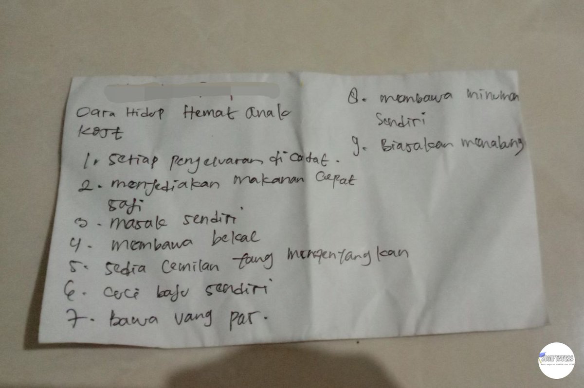 sbmptnfess's tweet photo. Ptn! Lihat ibu sender, makin berat buat ngekos🥹🥹😭😭 https://t.co/AKcveKoktx