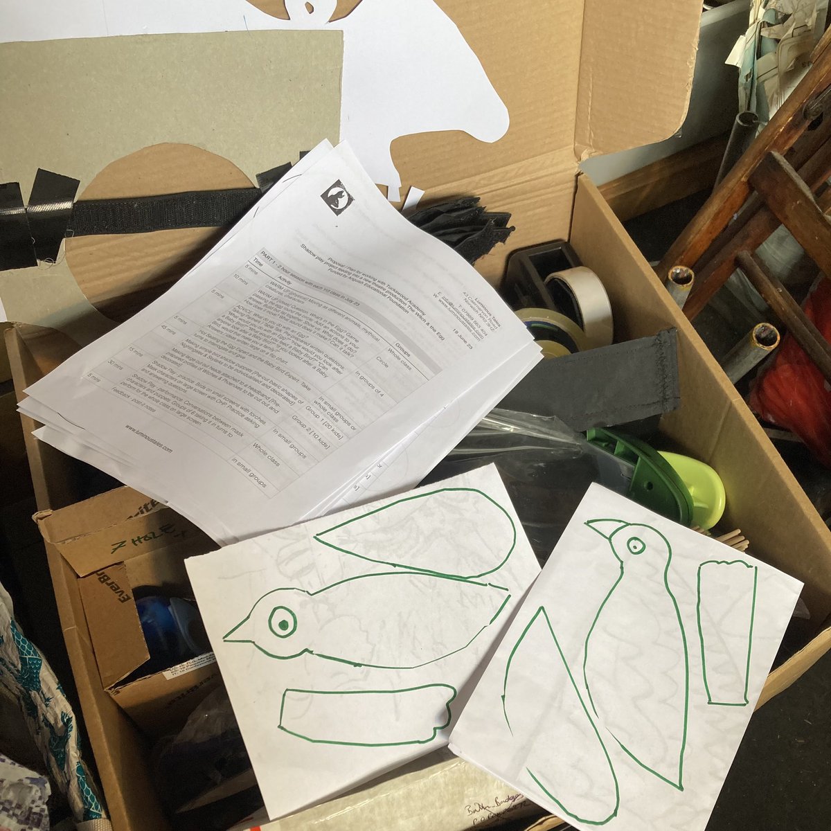 ZannieFraser's tweet photo. Getting ready to work with @TuckswoodSchool looking forward to shadow fun and witch and bird stories thanks to @NorwichChTr #shadowpuppetry #primaryrocks #ukedchat https://t.co/TJErJ2Pvor