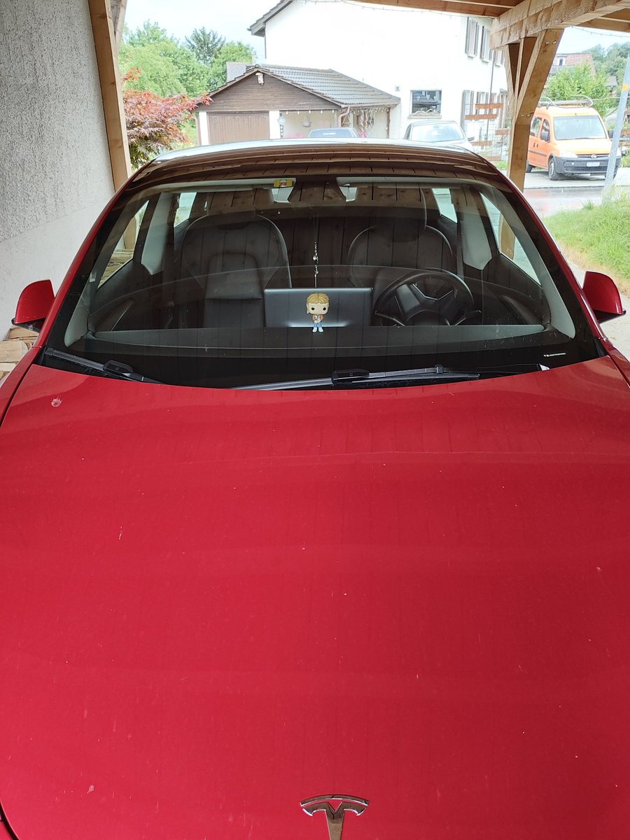 AttilaVass's tweet image. #MiniMac fährt nun auf dem Logenplatz mit 😂
#MacGyver #SaveMacGyver