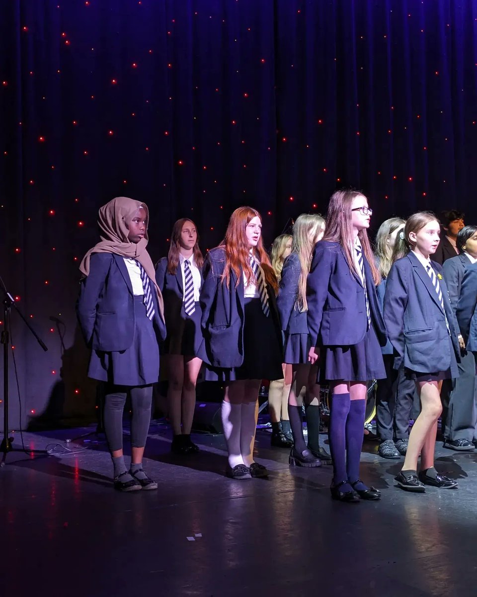ArtsHya's tweet photo. Rehearsals well under way for the #ULMusic Music Fest event here in Bolton! 🪩🎼✨ https://t.co/WS79DjWSsf