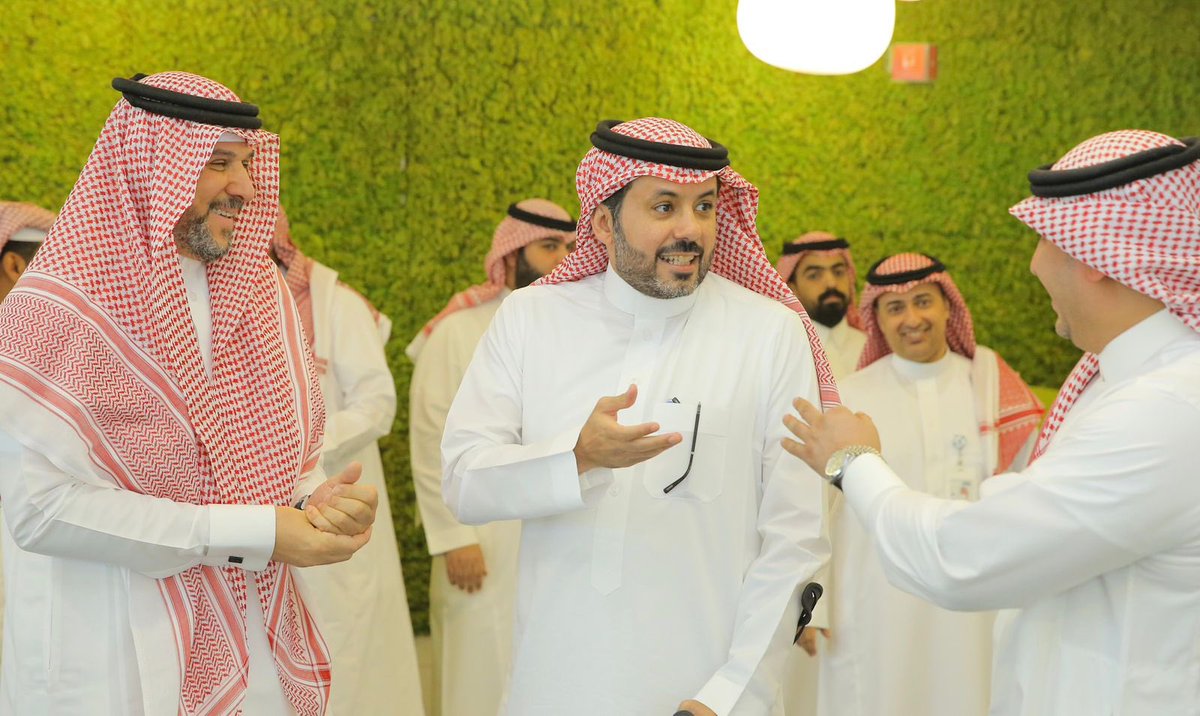 صندوق تنمية الموارد البشرية tweet media