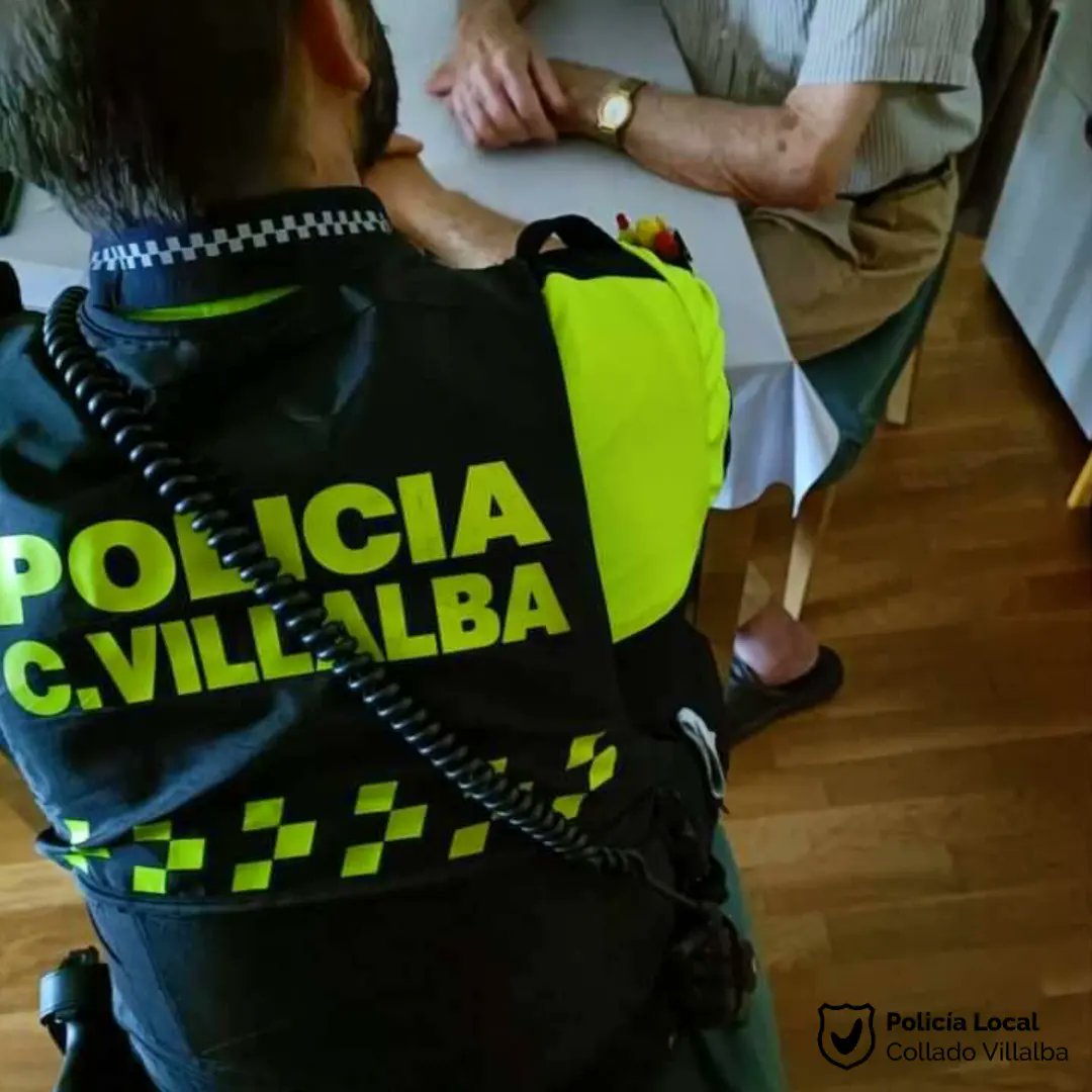 PoliciaVillalba's tweet photo. #ServiciosSociales
👵 Mujer desorientada en vía pública con deterioro cognitivo localizada por los agentes
👴 Su marido con la enfermedad de Parkinson que no le permite salir solo del domicilio
👮♂️ Realizamos seguimiento derivando a servicios sociales el caso
👮♀️👌👍
#PLocal https://t.co/0kkDdsOOMf