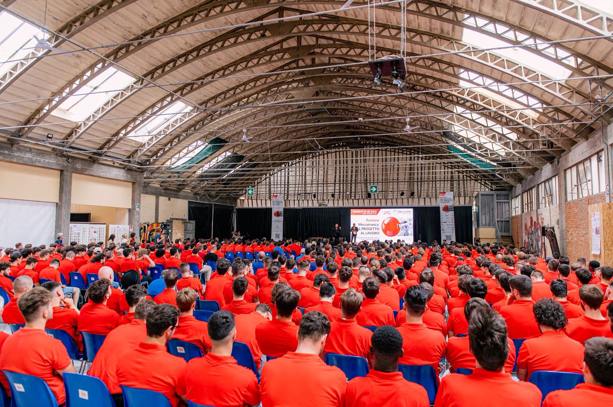 L’emozione emersa durante l'evento “Passione meccatronica: dal progetto al lavoro” è un concentrato di soddisfazione e speranza, per ciò che si è costruito e per ciò che ci aspetta. Rivivilo con noi! Buona visione!
youtube.com/watch?v=5om8n0…

#passionemeccatronica