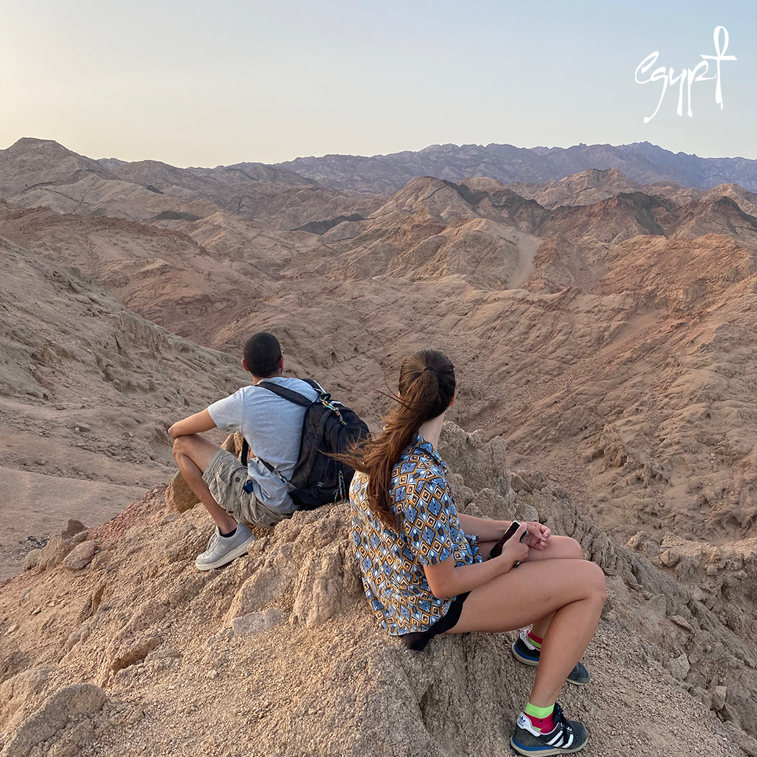 ar_experienceeg's tweet image. لو انت في دهب، متفوتش فرصة انك تتسلق الجبال اللي حوالين البحر الأحمر عشان تستمتع بمنظرعمرك ما هتنساه من جماله.

experienceegypt.eg

 #CaptureAdventure #EgyptNOW #ComeAlive #EgyptAlive #ExperienceEgypt #VisitEgypt#Egypt #Египет #Ägypten #Egitto #مصر