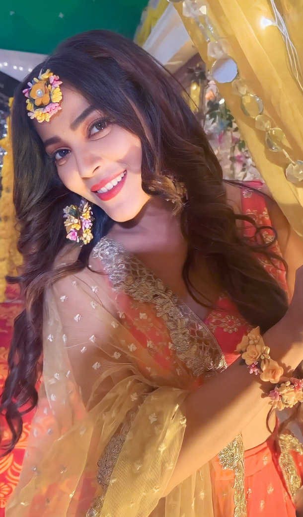 Gorgeous girllll ✨😍

#KaveriPriyam