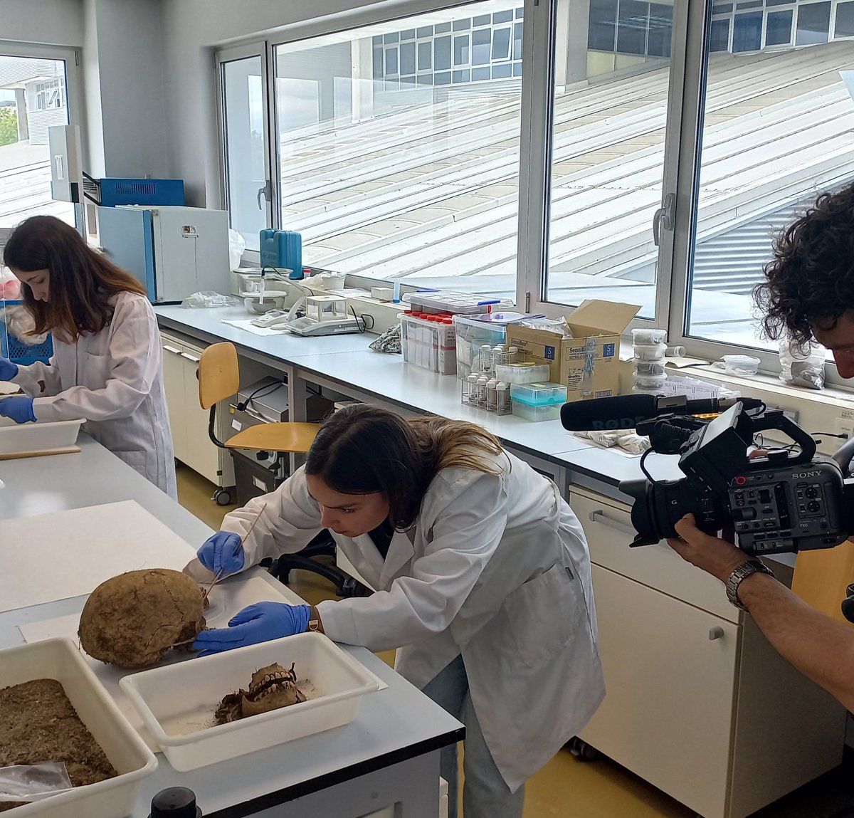 Today we have a wonderful visit at <a href="/eco_past/">EcoPast</a> lab!! Here we were showing how we work! 

Emocionada co cariño que mostraton polo noso traballo!! Grazas <a href="/axenciaGAIN/">Axencia Galega de Innovación</a>