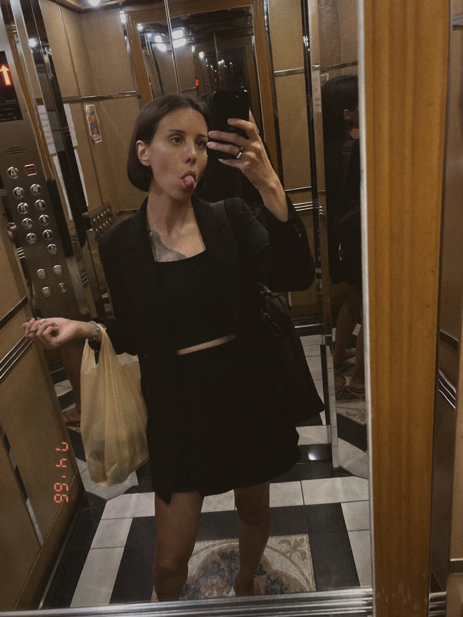 _nemeshay's tweet photo. 🪿🌷🌸🙆🏽‍♀️🔫 https://t.co/CJMXFCVA8s