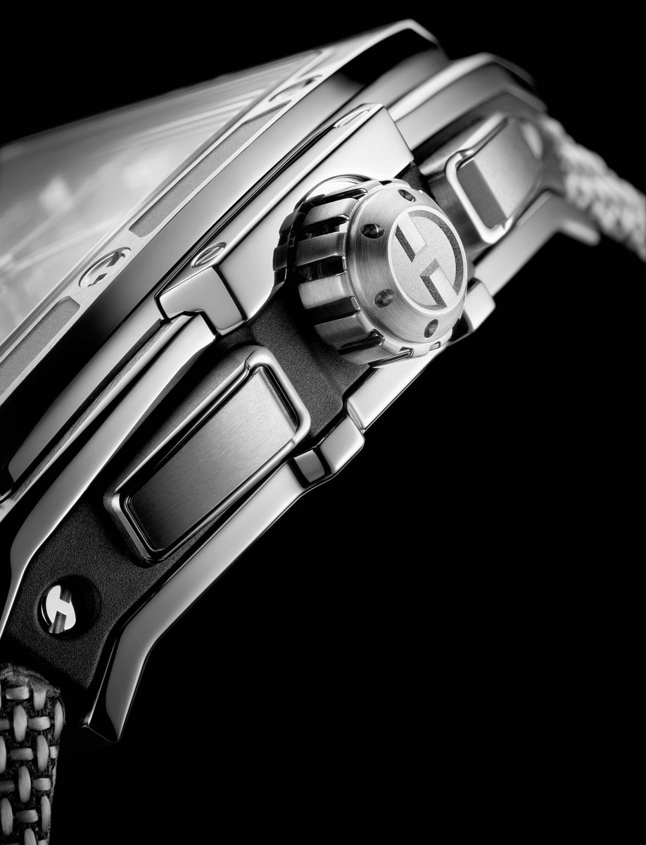 cotedesmontres's tweet photo. #Hublot #SpiritofBigBang #EssentialGrey - Une seule couleur, un seul modèle, une fois par an, sur un seul canal.
Essential #Grey c’est une déclinaison de style (en #gris lumineux) et de mode de distribution (uniquement en ligne)…
@Hublot
https://t.co/xmyKjRCqJG https://t.co/h2TIJmHW4K