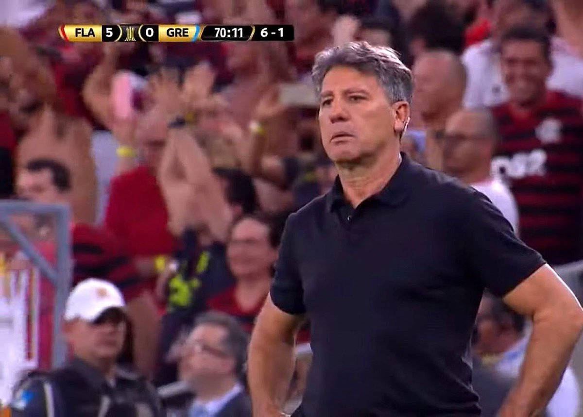 rayleighjeanss's tweet image. já pensou a gente abre o caderno de questões do enem e o tema da redação é sobre PIRATARIA