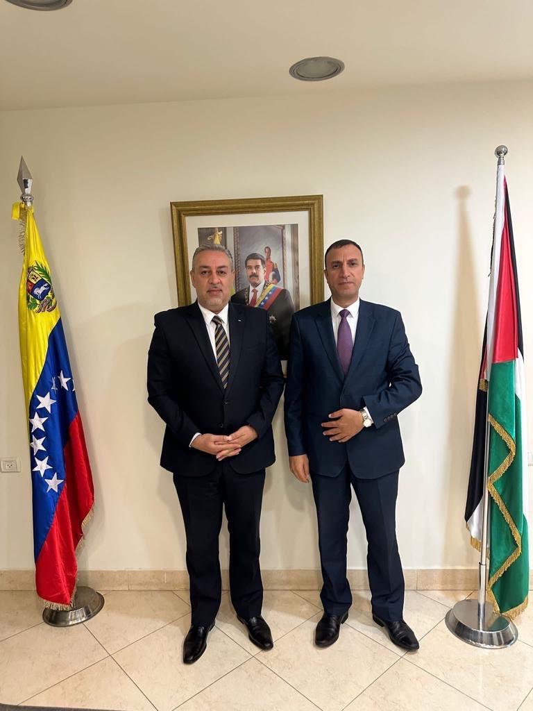 's tweet image. Honored to take part in the Fruitful meeting with @PICA_Ambassador H.E Imad Zuhairi, &amp;amp; H.E. Maher Taha Amb of the Bolivarian Republic of #Venezuela &amp;amp; his team in Palestine, marking the 212th anniversary of Venezuela's Independence. #cincodeJulio 🇵🇸🤝🏻🇻🇪