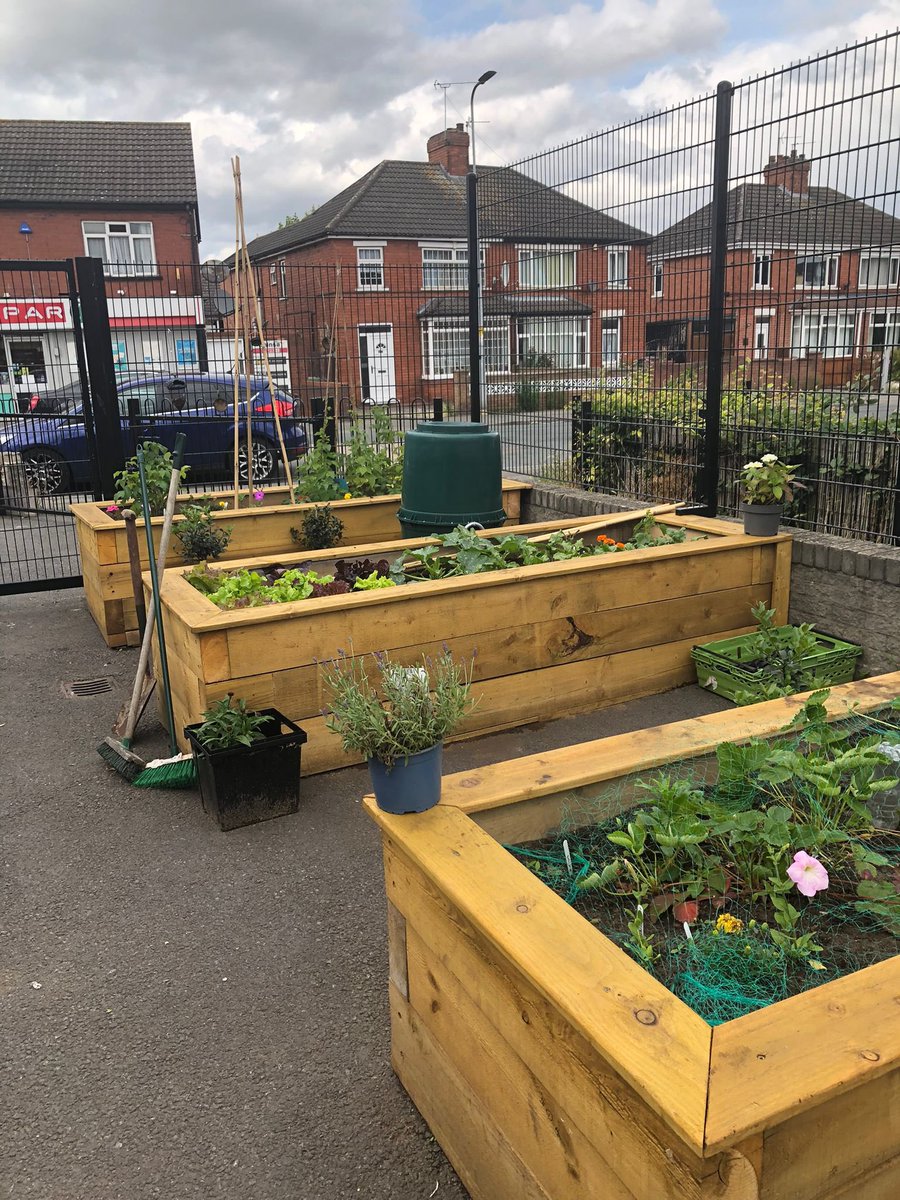 CSJFoundation's tweet photo. 🤝Incredible visits to @Giroscope_Hull, Recycling Unlimited Hull &amp; Forge Project Scunthorpe! 

👏Emphasising volunteering's role in reigniting work, how alliance charities are tackling complex needs, and addressing barriers like homelessness, mental health, and poor housing. https://t.co/fFlBKAQ9vh