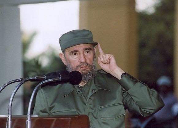 ESanchezcub's tweet photo. 🌵🇨🇺
El 26 de julio es y será una de las más importantes páginas d la historia cubana. Sus enseñanzas renacen cada día.

#CubaViveEnSuHistoria #Cuba @DiazCanelB #70Moncada #ConTodosLaVictoria #LasTunas #IndependenciaDeLaPatria #ClaridadTunera @ESanchezcub @RenGallego3 @ElyCuba22 https://t.co/QGoQRBo43p