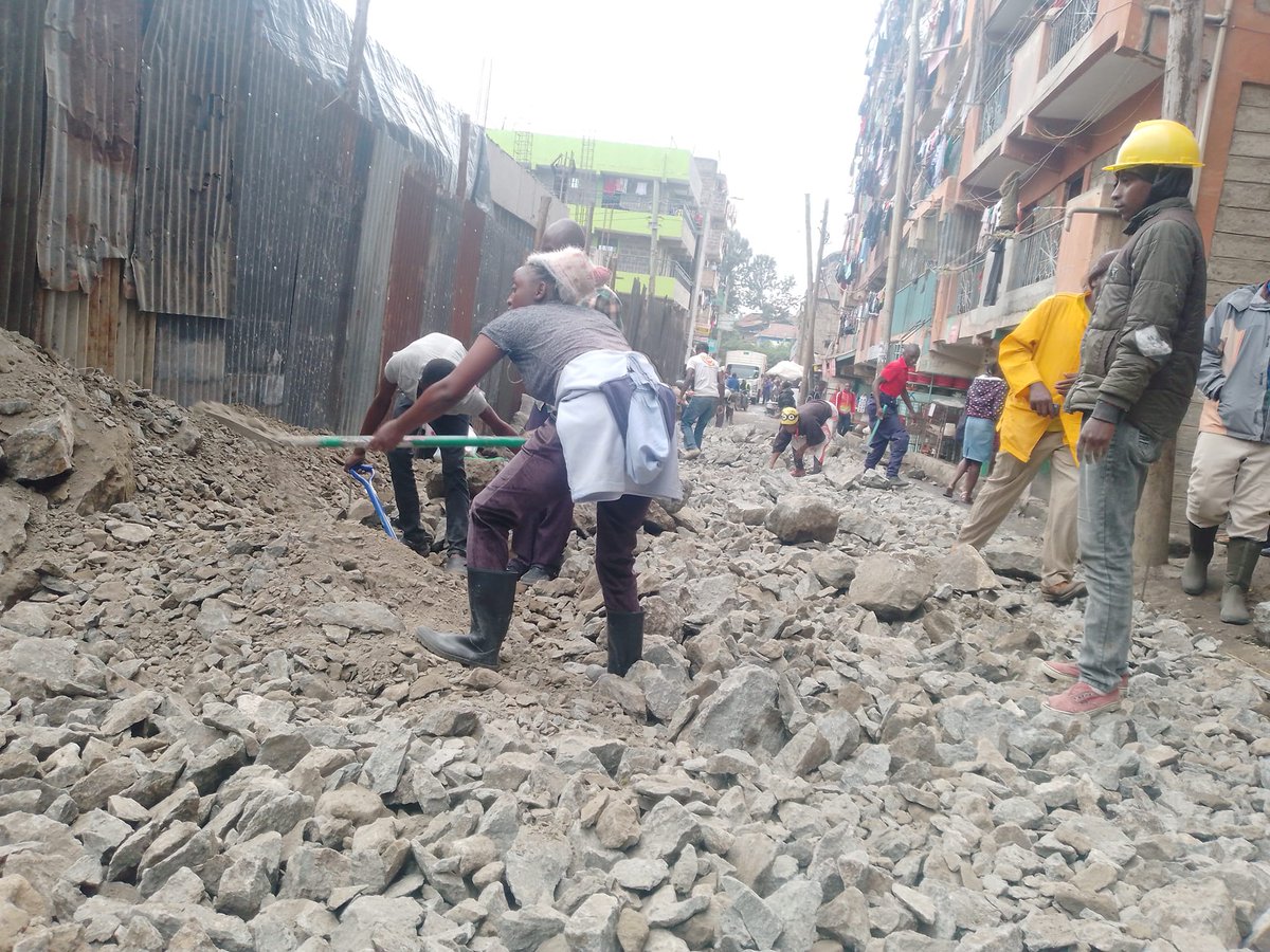 matharenorth13's tweet photo. Trust the process,Pole pole tukisonga Mathare North Area 3 . https://t.co/UtOlZRJx6K