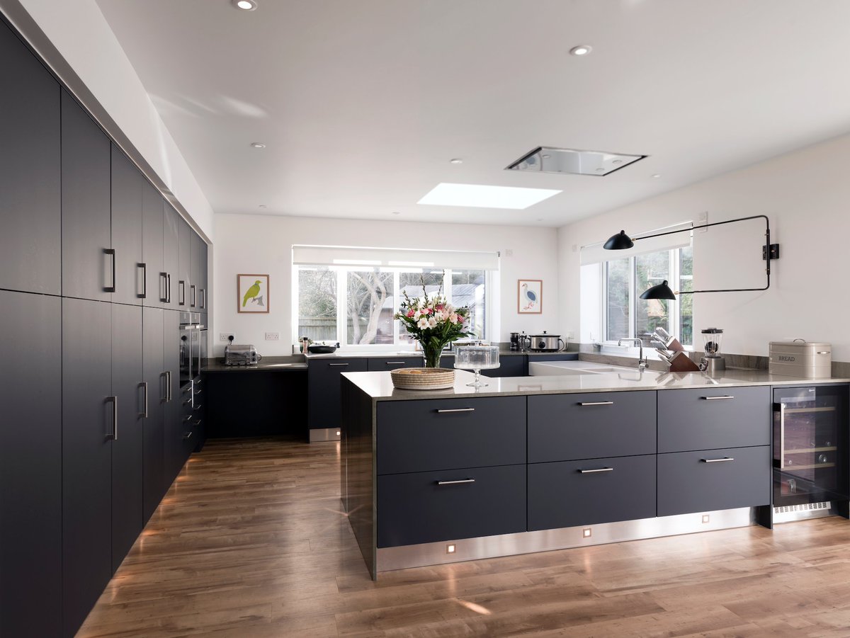 What do you imagine when you think about an accessible kitchen design?  Anything as stunning as this beautiful dream space which has been meticulously designed for a family with a full-time wheelchair user? symphony-group.co.uk/freedom-featur…

#livingwithdisability #accessiblekitchendesign