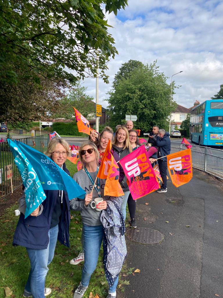 SWLancsNEU tweet media