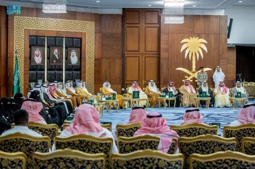 bandernawab's tweet photo. سمو أمير المنطقة #الشرقية يسلم 50 وحدة سكنية جديدة لأسر جمعية البر بالمنطقة. https://t.co/RB6fqS3RqP