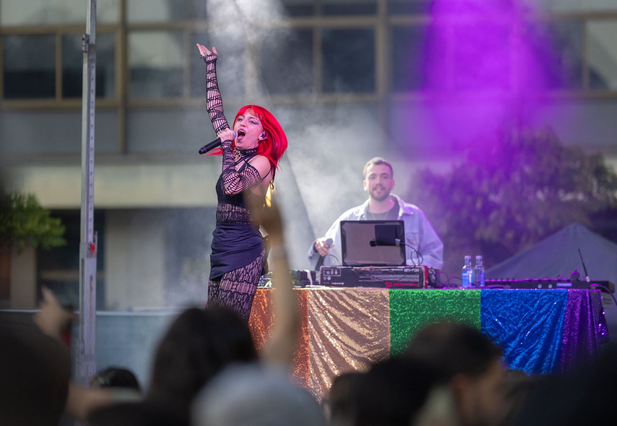 🏳️‍🌈🏳️‍⚧️O #OrgulloDoNorte que merecíamos con @niaTwee, @iamhydn, #LaSuprema e #KellyAmethys 

💙Grazas polos apoios a @estrellagalicia @Xunta @Absolut_ES @Coruna_Style @aldahotels #xacobeo #globalgrafic #galicia