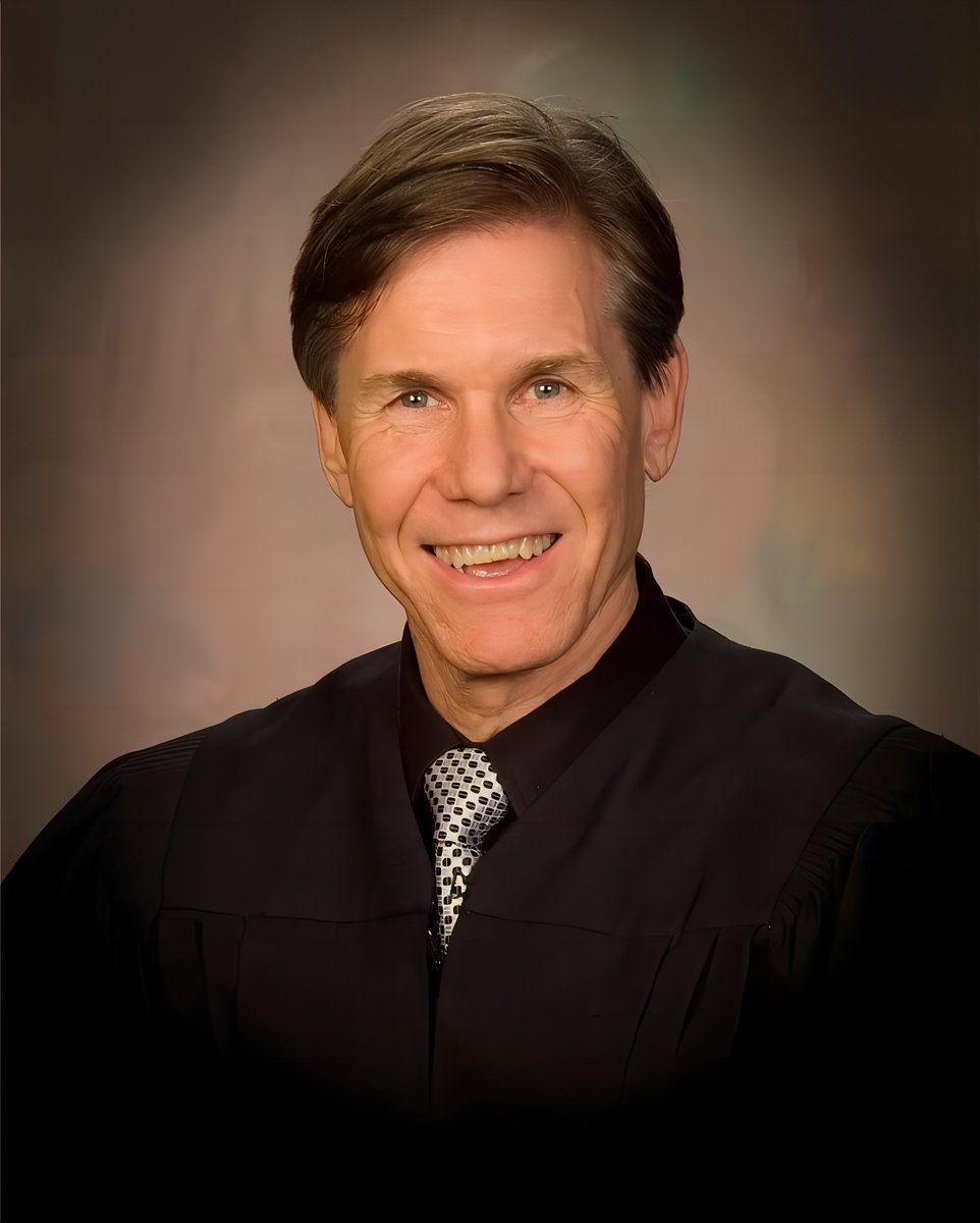IPRdaily's tweet photo. IPR Daily interview with former chief judge of the United States Court of Appeals for the Federal Circuit Randall Ray Rader. Details can be found at: https://t.co/CxMCyU8zUP #IPRDaily https://t.co/q3LU9NFEHX