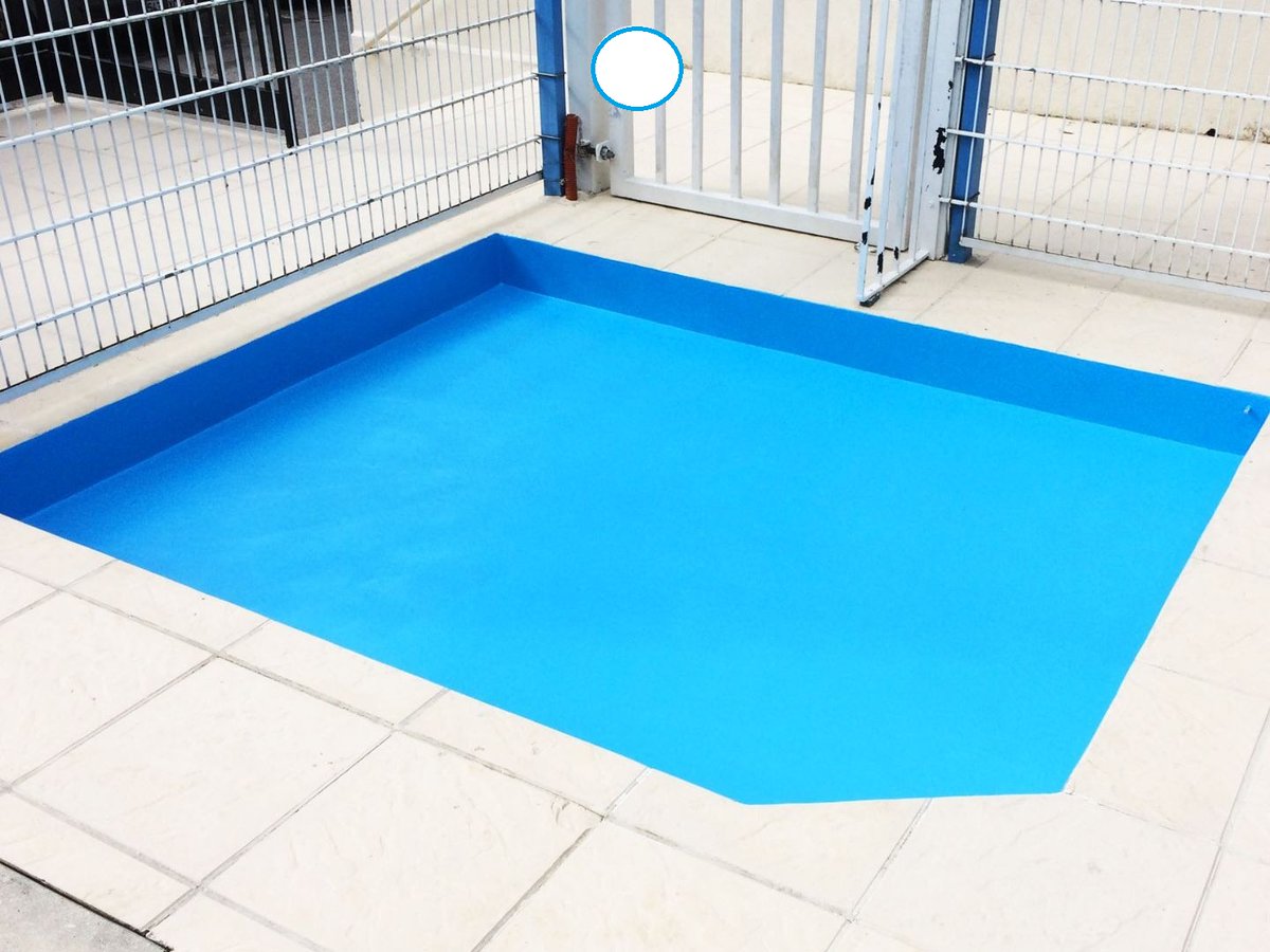 PhilippeCROIZON's tweet image. Waouh ! 
Je viens de me rendre compte que même dans le pédiluve je n'ai pas pied.