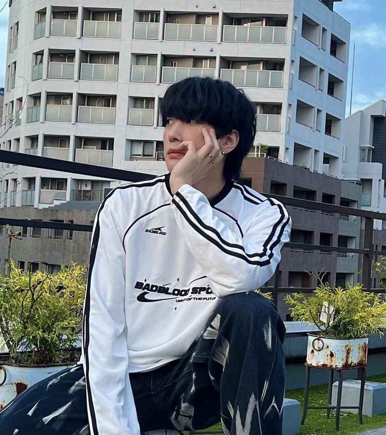 종우 ☾˚.*ׂׂ⋆｡ tweet media