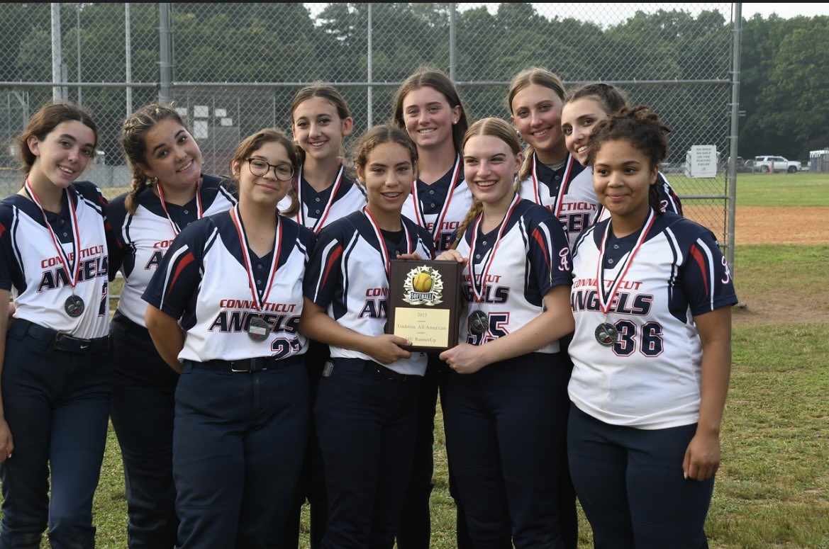 jbuckley2024's tweet photo. So proud of my team for taking 2nd place this weekend! I personally had a great weekend, going 5 for 10 at the plate, and my OBP being 0.615 for the weekend. Thanks @CoachAng3 for everything you do! @CoastRecruits @TopPreps #CTsoftball #classof2024 @D1Uncommitted @D1Softball https://t.co/4Qk6chT1C5