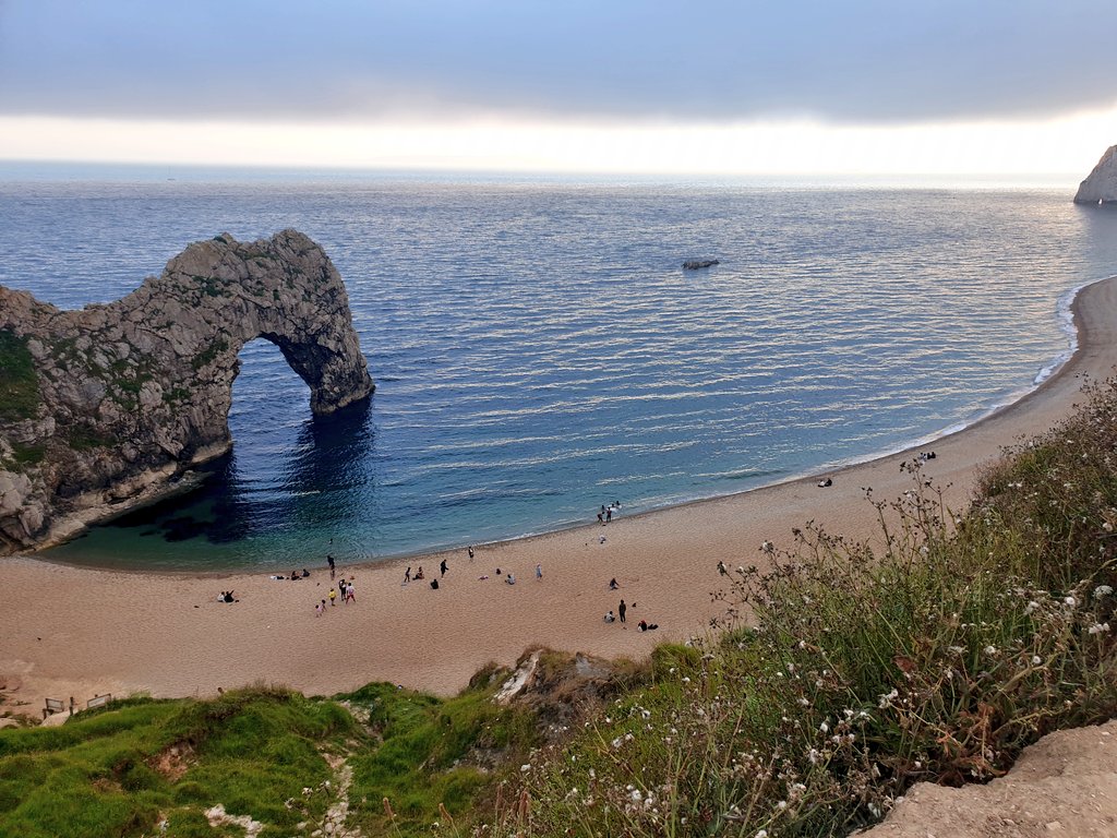 LeesonHouse's tweet image. Wow! What a month June was! Over 700 residential children, students and young adults stayed at the centre. Plus another 400 worked with on day visits. Amazing summer weather and great timing with #NationalFieldworkWeek ongoing as well. #geographyteacher @The_GA @DorsetCouncilUK