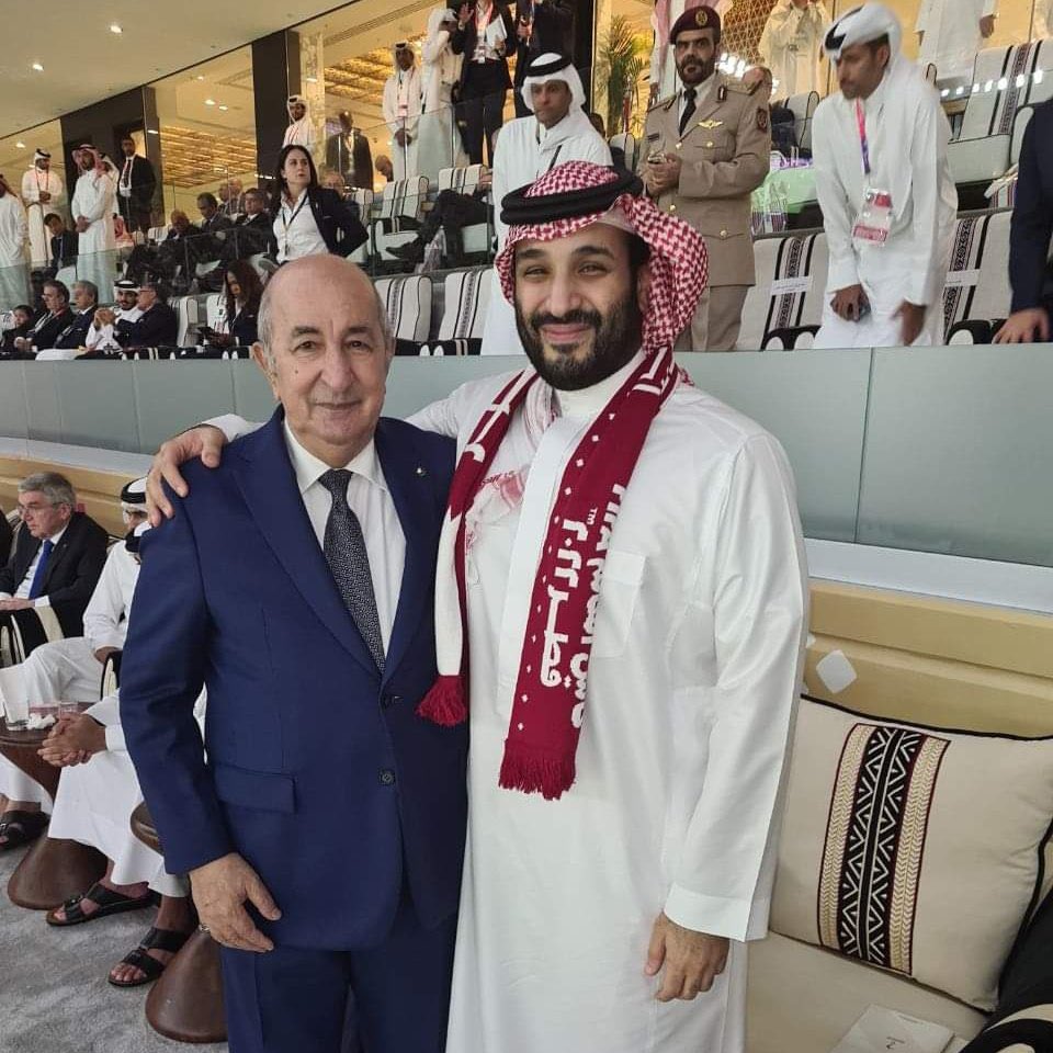 NaifAldandeni's tweet photo. عيد استقلال مجيد 
#عيد_الاستقلال #الجزائر 
🇸🇦🇩🇿 https://t.co/mZfHteKfxi
