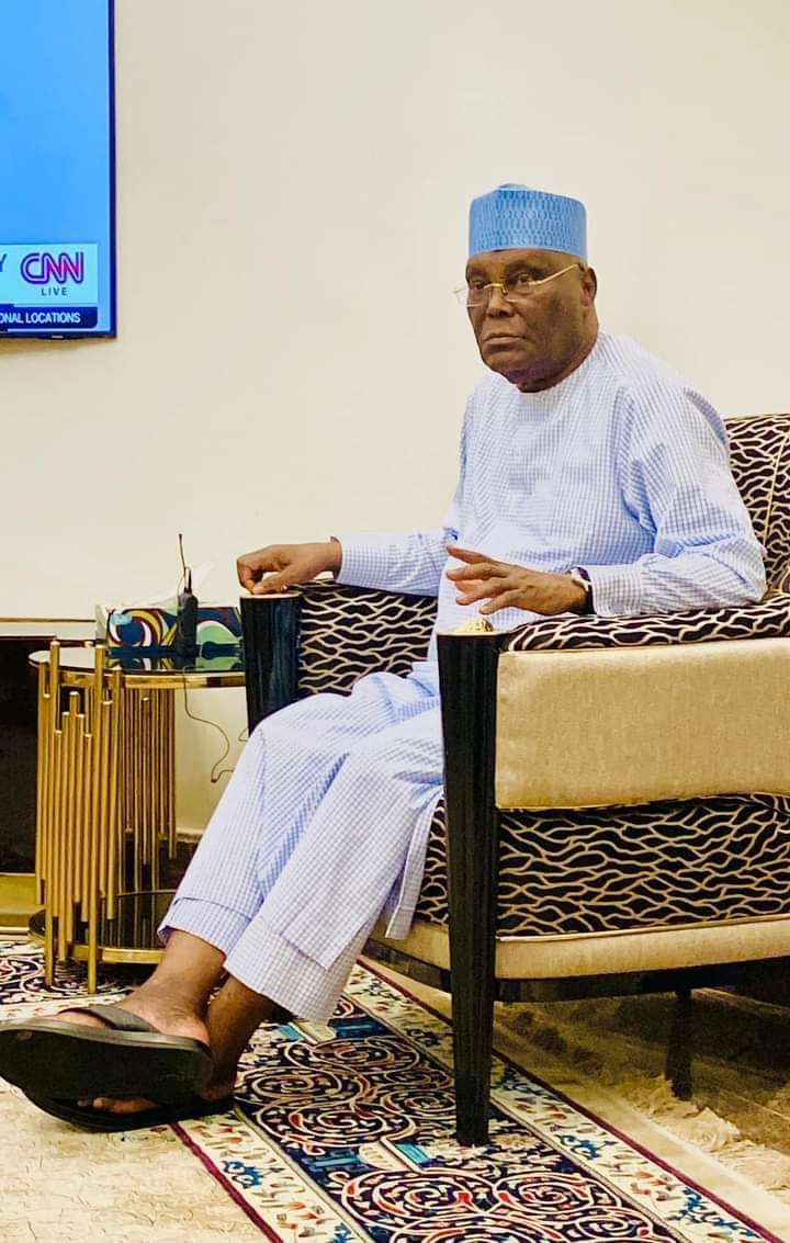 AtikuMandate_R's tweet image. If you love H.E. Atiku Abubakar and needs him in power as President of Nigeria, say a word of prayer for him.

Like &amp;amp; retweet.