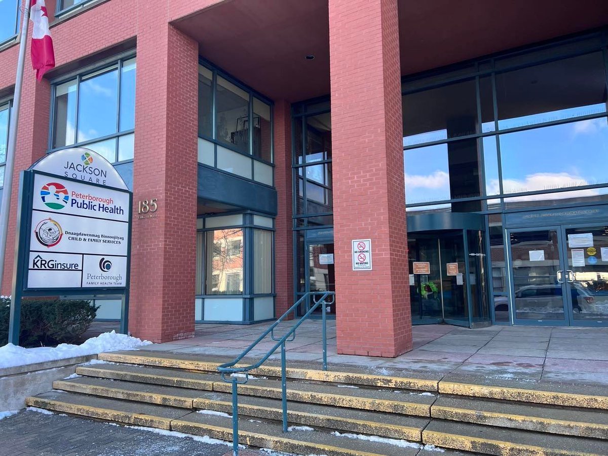 Ptbo_Canada's tweet photo. 🚨 ICYMI 🚨

@Ptbohealth issues drug poisoning warning 👉 https://t.co/HPvvnMHIEZ https://t.co/Zei0OkCax5