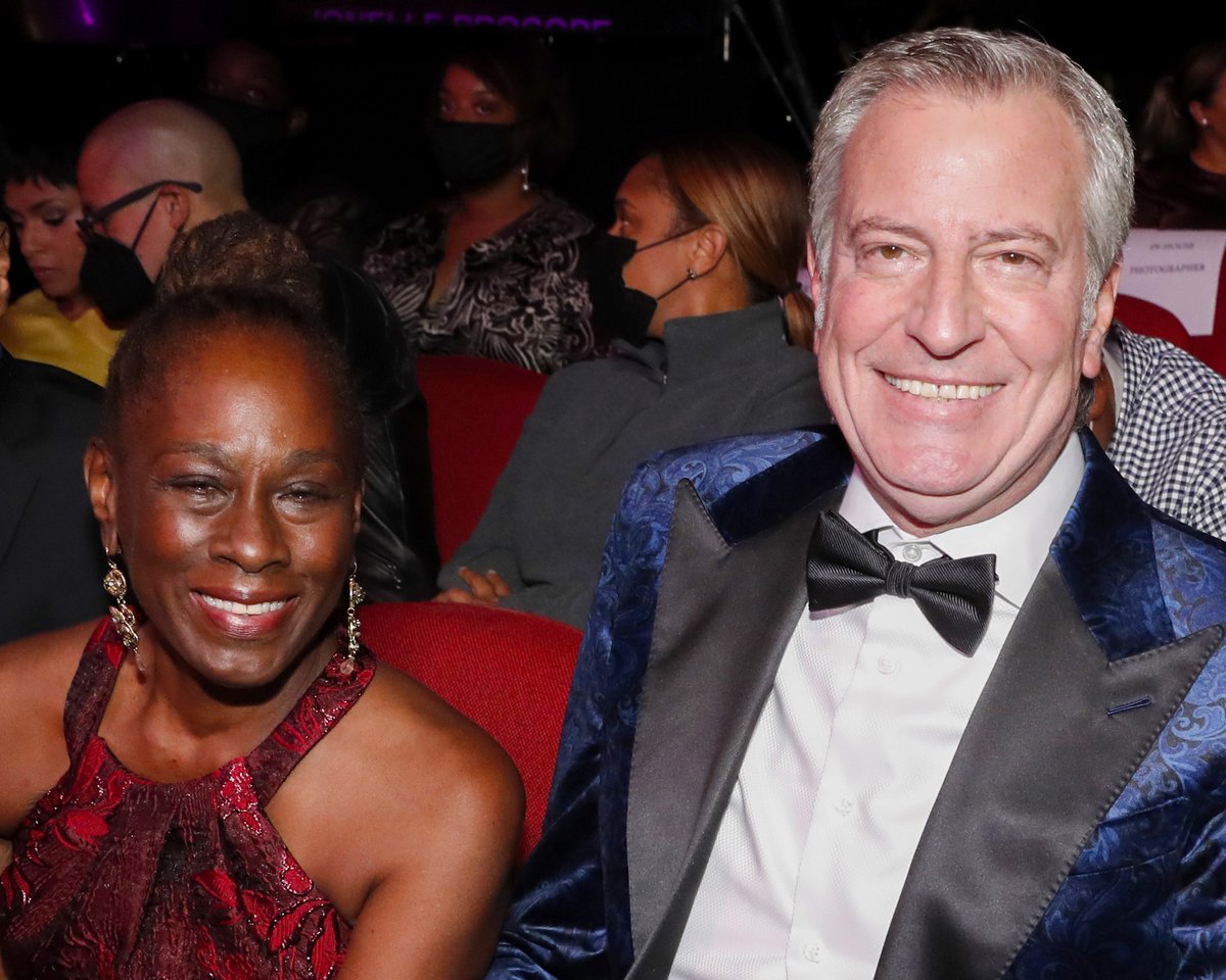 1010WINS's tweet photo. Bill de Blasio and Chirlane McCray split: 'You can't fake it' https://t.co/ezIFF6UFl4 https://t.co/aExZw2EYiB