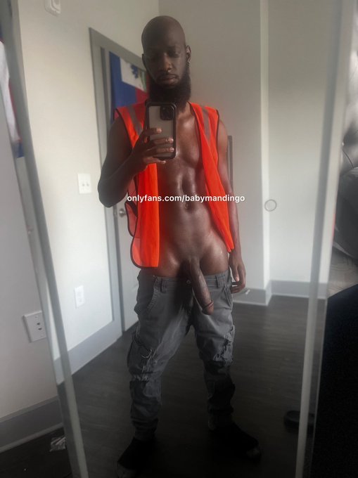 Daddy Gotta Go To Work. https://t.co/GIH57GWlmu