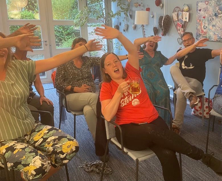 PeperDusZwolle's tweet photo. Zomerreces Peperdus. Dussss dat betekent…Zomeractiviteiten!!! ☀️🤩Te beginnen met lekker los gaan met Karaoke! 🕺💃🎉🙉🎶 #thisismylife #youretheonethatiwant #leef https://t.co/r1gpZ4msBN
